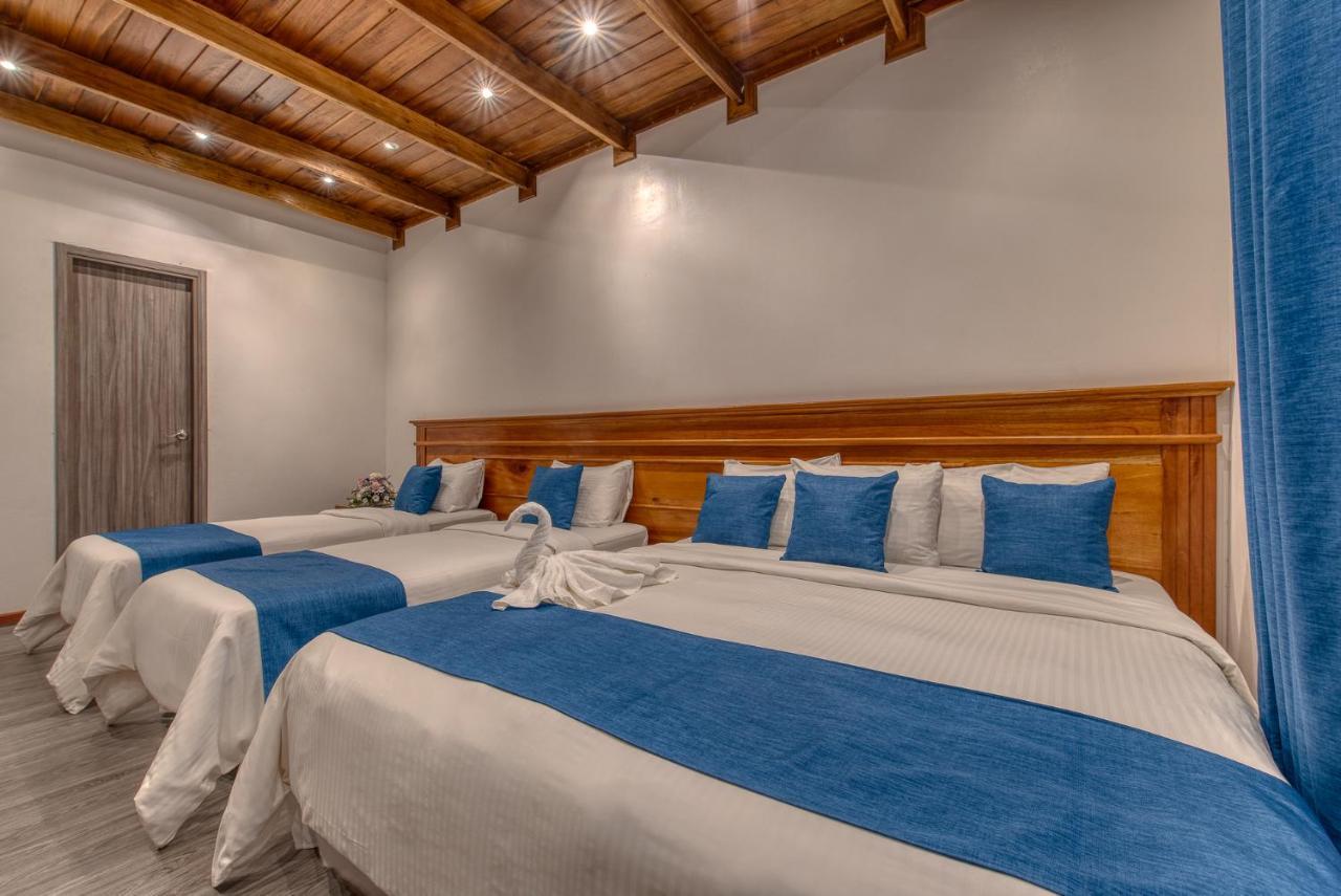 Swans Cay Hotel โบกัสทาวน์ ภายนอก รูปภาพ