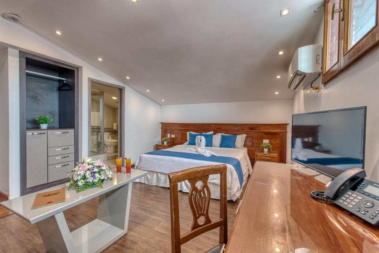 Swans Cay Hotel โบกัสทาวน์ ภายนอก รูปภาพ