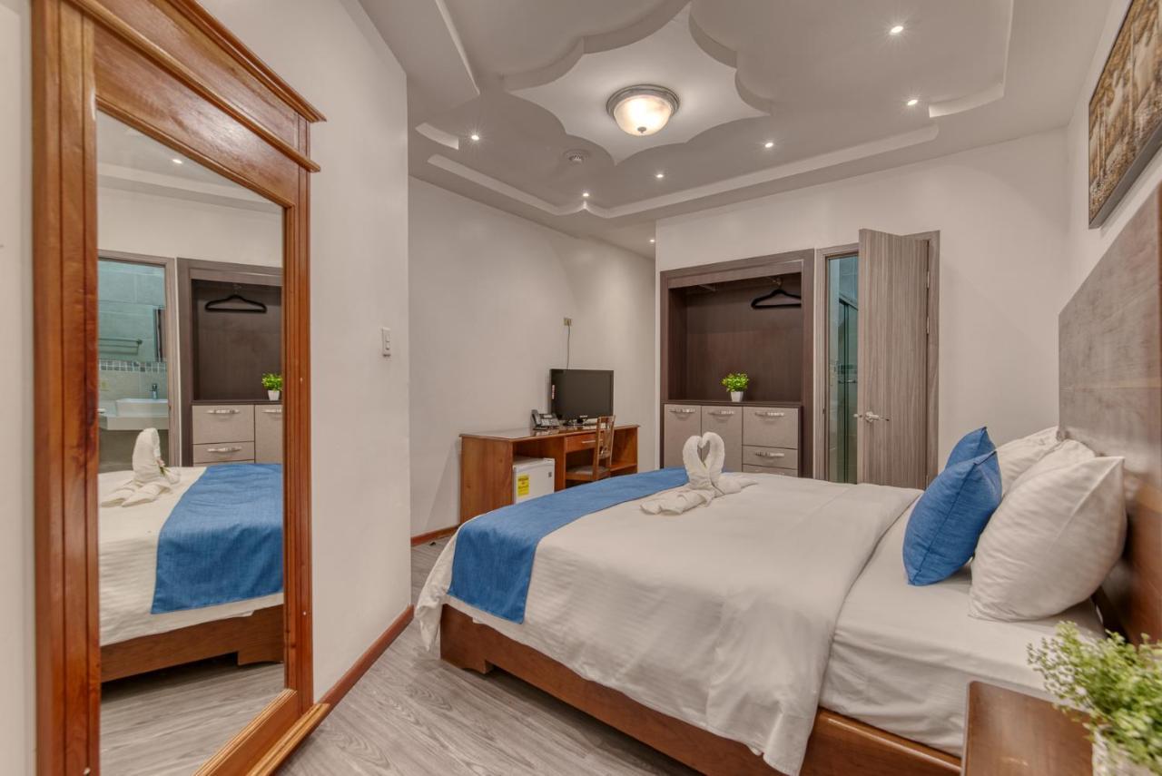 Swans Cay Hotel โบกัสทาวน์ ภายนอก รูปภาพ