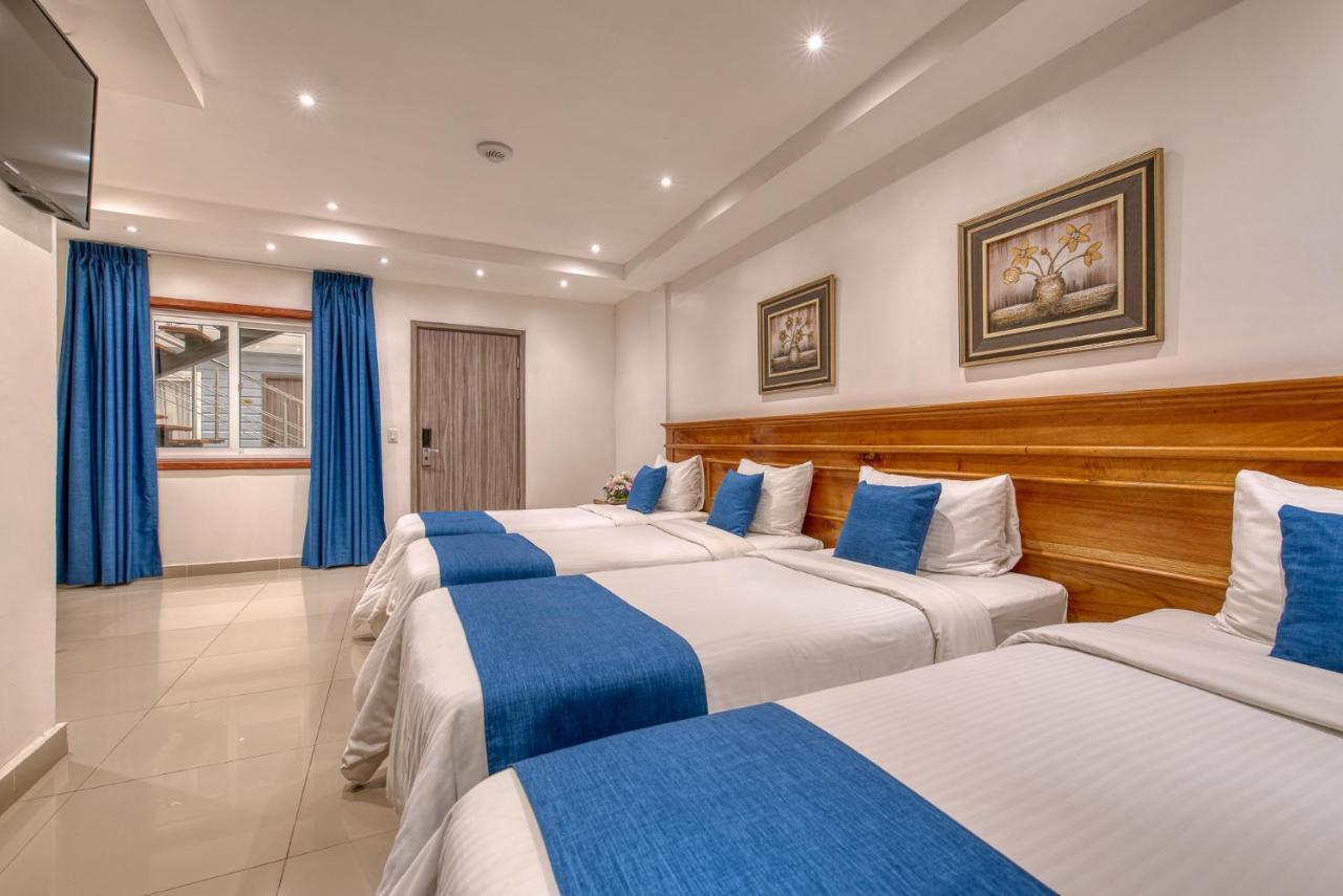 Swans Cay Hotel โบกัสทาวน์ ภายนอก รูปภาพ