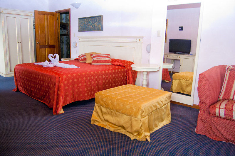 Swans Cay Hotel โบกัสทาวน์ ภายนอก รูปภาพ